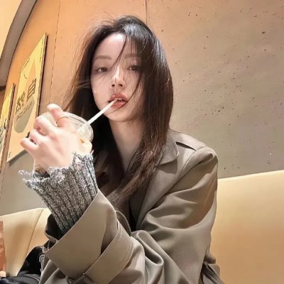 抱着黄金飞翔